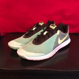 Nike Flex Experience RN 6